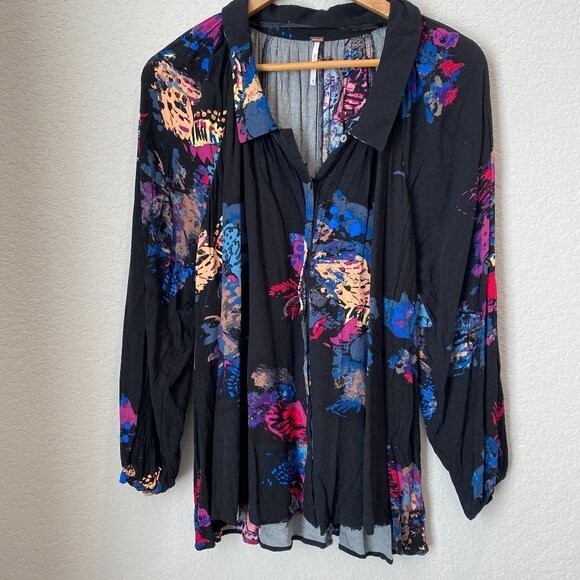 Free People Meadow Lark Tunic Blouse Oversized Abstract Floral Print - XS - EUC - Picture 2 of 8